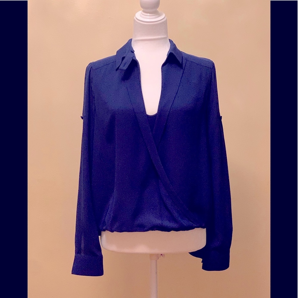 NWOT BCBGMaxazria royal blue v neck blouse